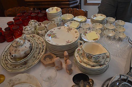 Property photo 64 - Personal Property Auction, Tractor & Implements, Cars, Lawn & Garden, Hunting & Fishing, Guns, Antiques & Collectibles, Household
